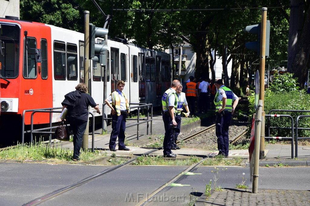 VU Roller KVB Bahn Koeln Luxemburgerstr Neuenhoefer Allee P098.JPG - Miklos Laubert